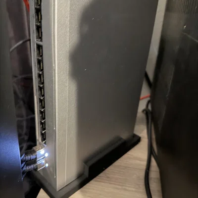 Đế Dựng Đứng cho Unifi Pro Max 16 PoE (Vertical Stand)
