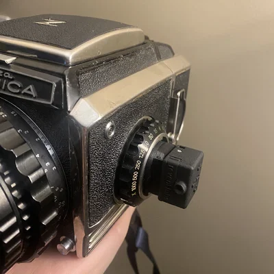 Ngàm bayonet cold shoe cho Bronica