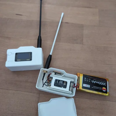 Vỏ Heltec V4 không cần ốc (pin header đã hàn, tùy chọn GNSS)