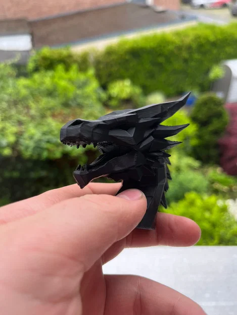 Mô hình đầu rồng phong cách Low Poly trang trí bàn làm việc - Image 2