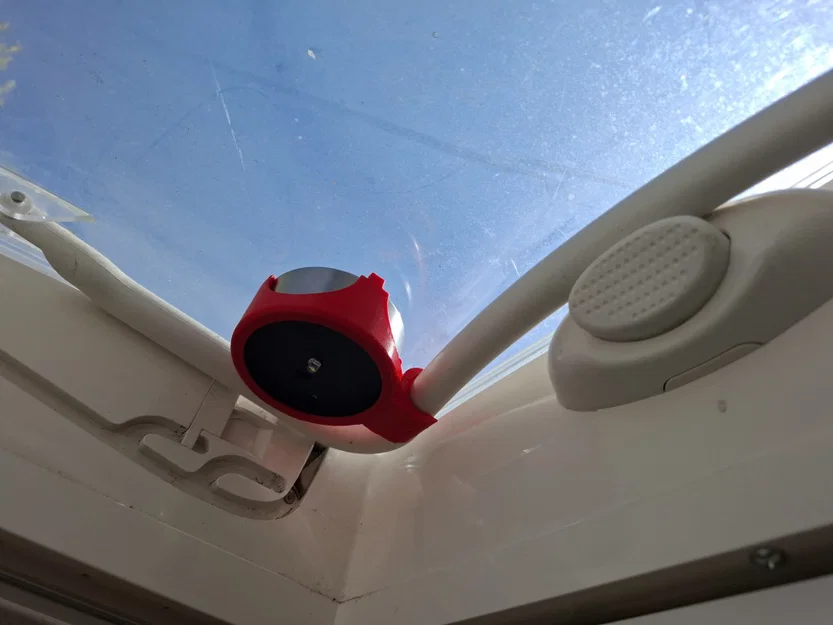 RoofHatchSolarPanelLight – Đèn năng lượng mặt trời gắn roof hatch - Image 1