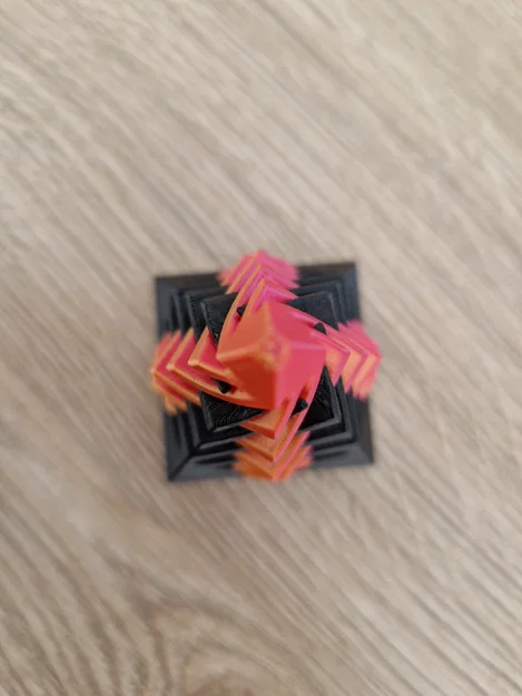 Mô hình tháp xoắn giải trí Spiral Fidget Square (File in 3D) - Image 4
