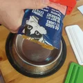 Dụng cụ ép túi thức ăn cho chó mèo (Squeezer) - Tận dụng tối đa thực phẩm - Thumbnail 6