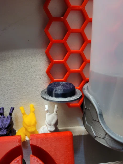 HSW Sci-fi Display Platform – Bệ trưng tối giản kiểu sci‑fi cho Honeycomb Storage Wall - Image 5