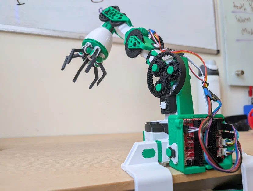 ArmXRP Alpha - Cánh tay robot in 3D screwless 100% (không cần ốc vít) - Image 1