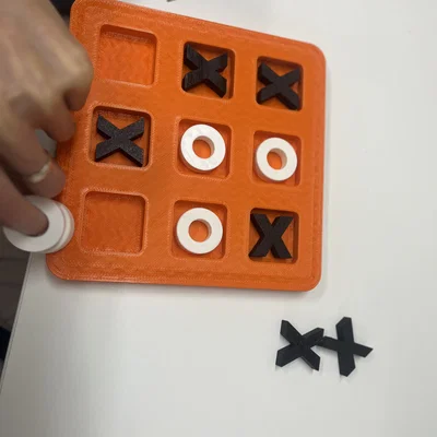 Bộ cờ Caro 3D (Tic-Tac-Toe) hỗ trợ người chơi vận động đặc biệt