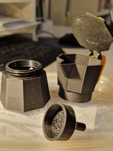 Bialetti Moka maker – Mô hình máy pha cà phê Moka (bài tập thiết kế) - Image 2