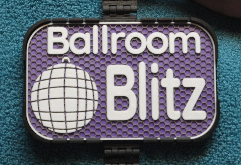 Bảng hiệu “Ballroom Blitz” - Image 1