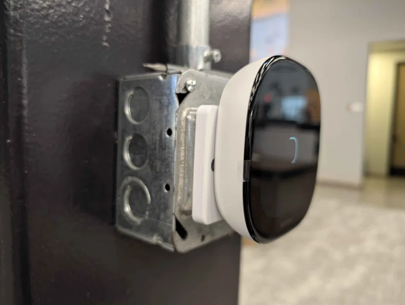 Tấm Adapter Gắn Hộp Điện cho Ecobee (Ecobee Electrical Box Mounting Plate) - Image 1
