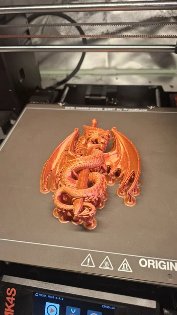 Mô hình 3D Rồng cuộn quanh thanh kiếm ấn tượng - Image 1