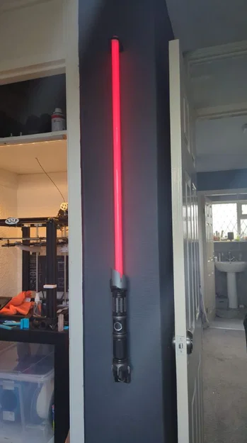 Giá treo tường Lightsaber Savi Power and Control - Image 1
