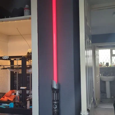 Giá treo tường Lightsaber Savi Power and Control