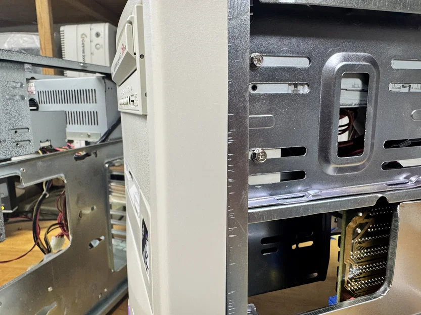 Miếng chèn mặt trước khay ổ 5.25" (5.25" Drive Bay Face Plate Insert) - Image 4