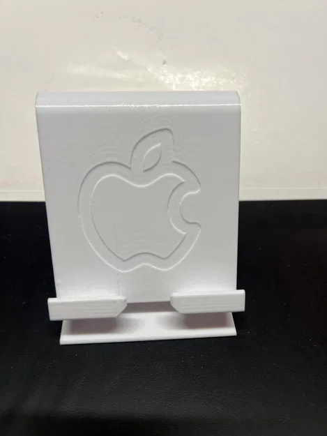 Giá đỡ iPhone có khe chừa cho dây sạc - Image 2