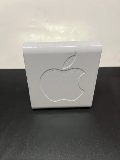 Giá đỡ iPhone có khe chừa cho dây sạc - Image 4