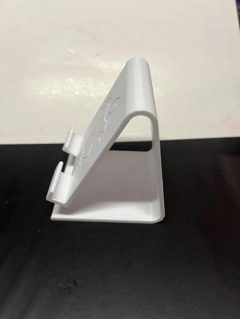 Giá đỡ iPhone có khe chừa cho dây sạc - Image 6