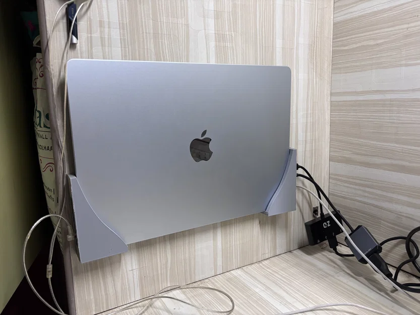 Giá treo tường Macbook Air 15" M4/M2/M3/M5 - Image 1