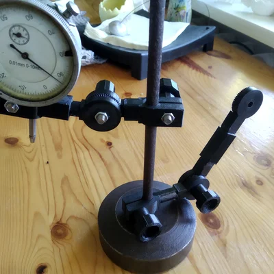 Bộ giá đỡ đa năng cho đồng hồ so tự in 3D