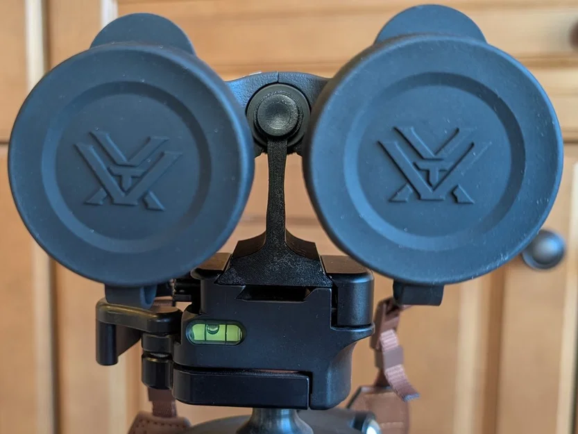 Ngàm gắn ống nhòm lên tripod, tương thích 1/4-20 & Arca - Image 1