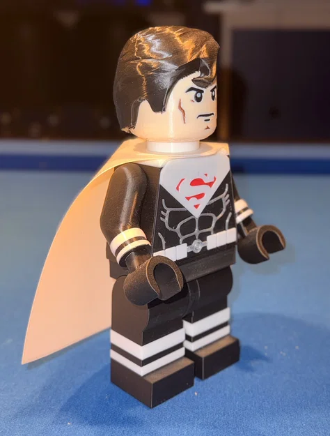 Justice Lord Superman MegaFigure (5:1 Scale) – Mô hình khổng lồ 500% - Image 3
