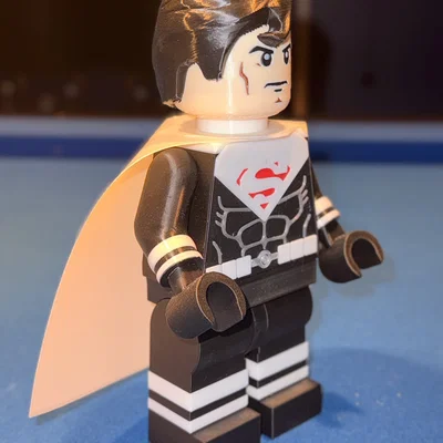 Justice Lord Superman MegaFigure (5:1 Scale) – Mô hình khổng lồ 500%