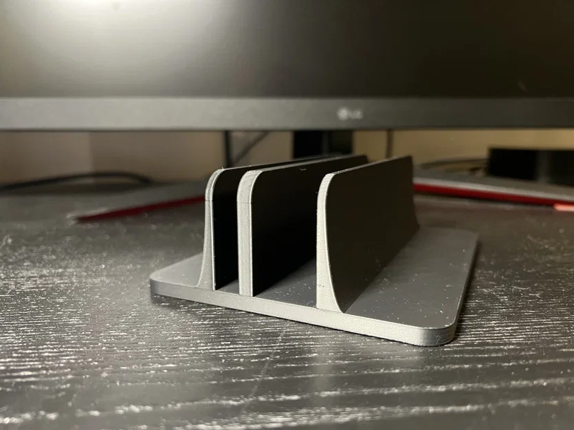Giá Đỡ Laptop Dọc Điều Chỉnh Được (Adjustable Vertical Laptop Stand) - Image 1