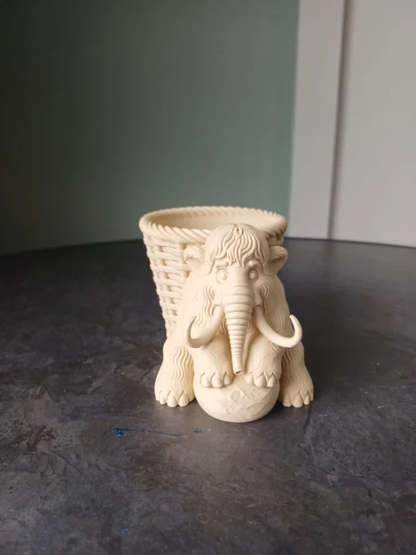 Chậu Cây 3D Voi Ma Mút Đáng Yêu (Cute Mammoth Planter) Độc Đáo - Image 3