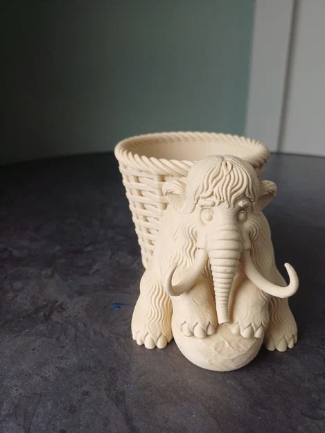 Chậu Cây 3D Voi Ma Mút Đáng Yêu (Cute Mammoth Planter) Độc Đáo - Image 4