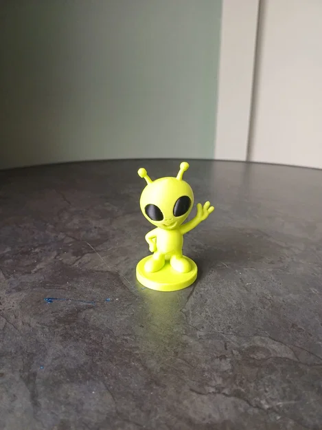 Tượng Người Ngoài Hành Tinh Dễ Thương (Cute Alien Figurine) - Image 2