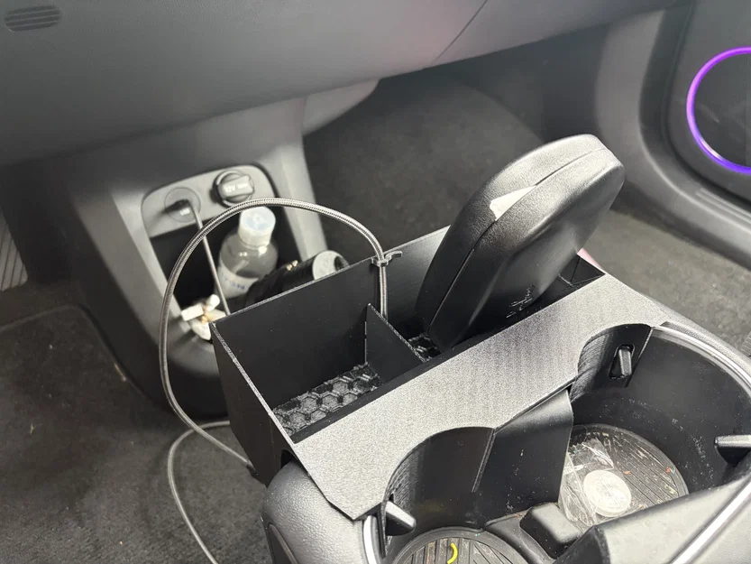 Ionic 5 Cupholder Extra Storage – Khay để đồ mở rộng gắn hộc để ly - Image 1