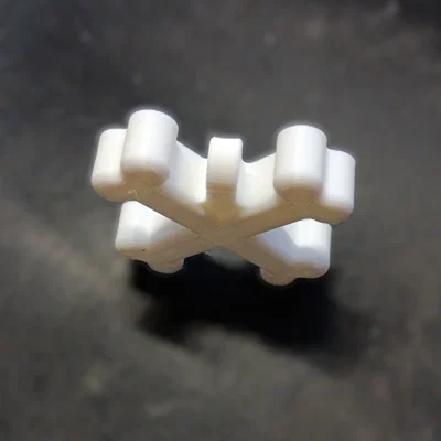 Mặt dây Allister Gator (Allister Gator Pendant)
