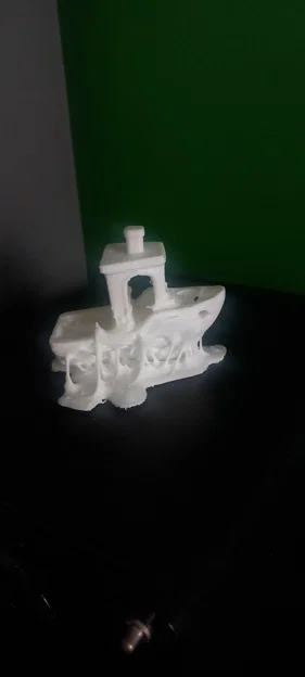 Melted Benchy (Benchy Bị Chảy Nắng) - Image 1