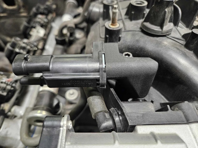 LQ4 EVAP Elbow - Image 1