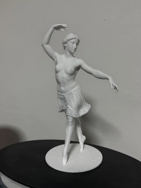 Ballerina Venere – Tượng Venere dáng vũ công - Image 1