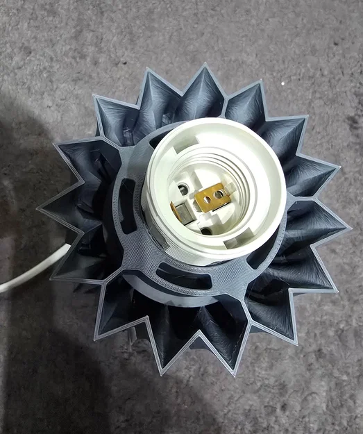 Đèn Để Bàn Sharp Lamp - Mẫu Thiết Kế Hình Khối Tinh Tế Cho Không Gian Sống - Image 9