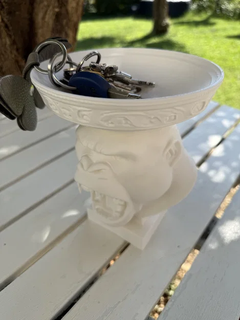 Khay Đựng Đồ Hình Gorilla 3D - Mẫu Decor Độc Đáo Cho Bàn Làm Việc - Image 3