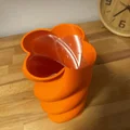 Twisty vase – Bình hoa xoắn với lõi kín nước - Thumbnail 4