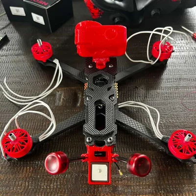 Ngàm gắn GPS & anten O4 cho drone SpeedyBee Mario 5