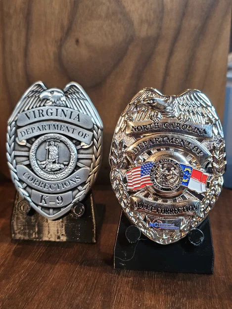 Kệ Đỡ Universal cho Badge & Challenge Coin Đáy Nhọn - Image 7