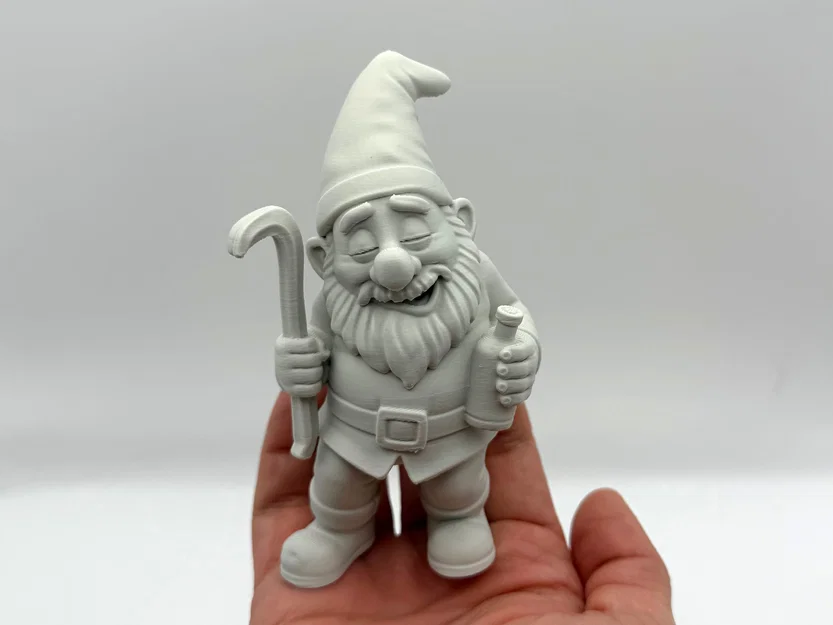 The Tipsy Garden Gnome – Chú Gnome Say Xỉn Trang Trí - Image 1