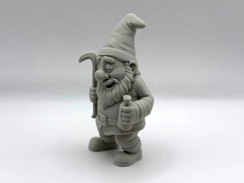 The Tipsy Garden Gnome – Chú Gnome Say Xỉn Trang Trí - Image 4
