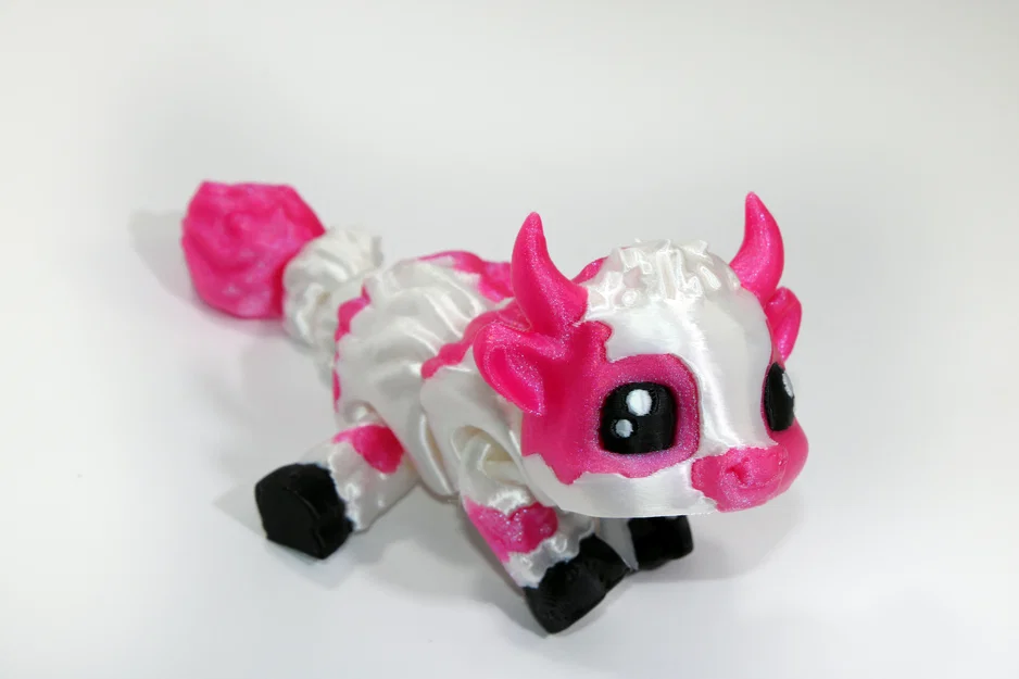 Mô hình chú bò Holstein cử động linh hoạt (Articulated Holstein Cow) - Image 1