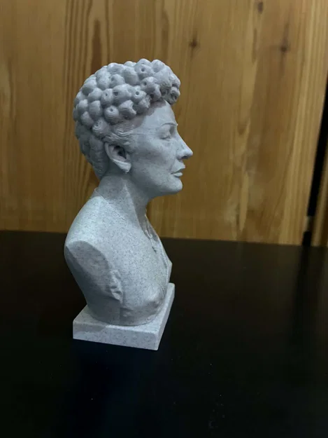 Édith (Giovanna Gassion) Piaf – La Môme Buste - Image 3