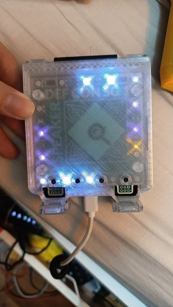 Vỏ/Enclosure cho DEFCON SG1 Badge (DEFCON SG1 BADGE ENCLOSURE) - Image 1