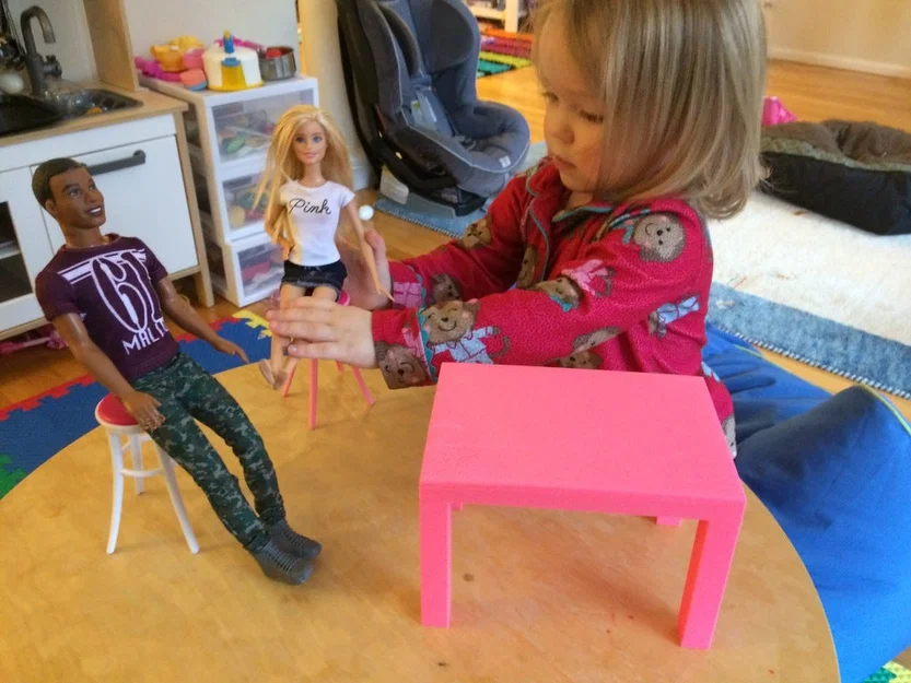 Bàn đồ chơi xinh xắn cho búp bê (Simple Doll Table) tự in 3D - Image 3