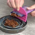 Dụng cụ bóp túi thức ăn mèo (Cat Food Bag Squeezer) - Thumbnail 1