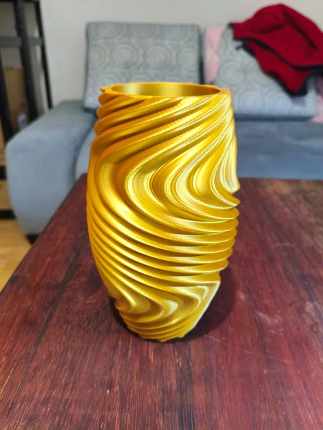 Bình Hoa Modern Gold Fluid Wave Vase – Dáng Sóng Chảy Metallic Gold - Image 3