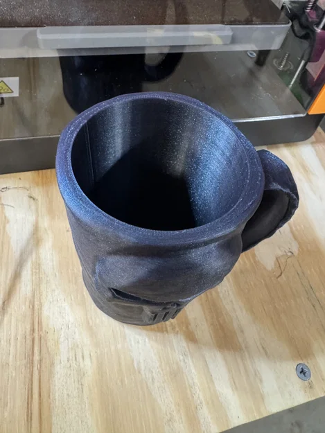 Giá đỡ lon nước Punisher 3D - Phụ kiện độc lạ cho lon 12oz - Image 2