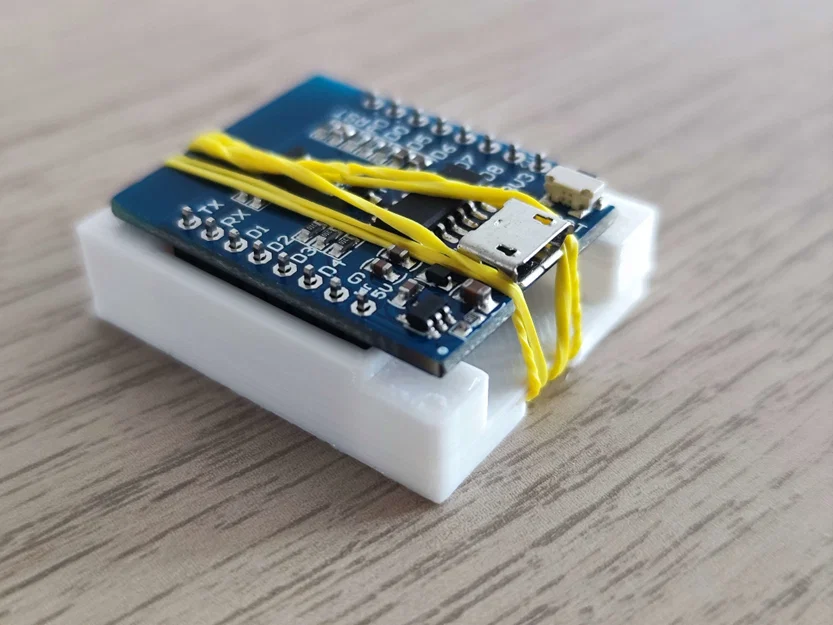 Khung hỗ trợ hàn WeMos D1 Mini ESP8266 tiện lợi - Image 2