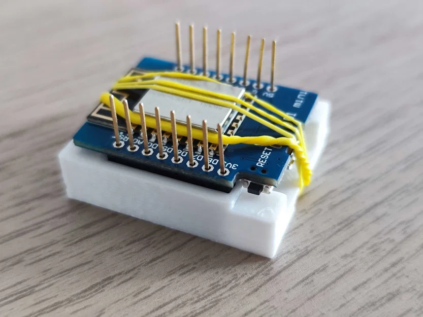 Khung hỗ trợ hàn WeMos D1 Mini ESP8266 tiện lợi - Image 4
